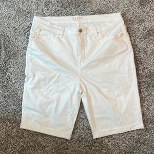 White shorts with cuff- size 18W